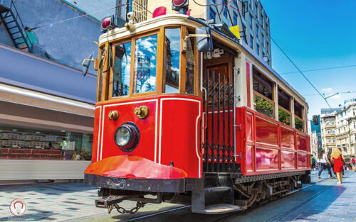 خیابان-استقلال-میدان-تکسیم