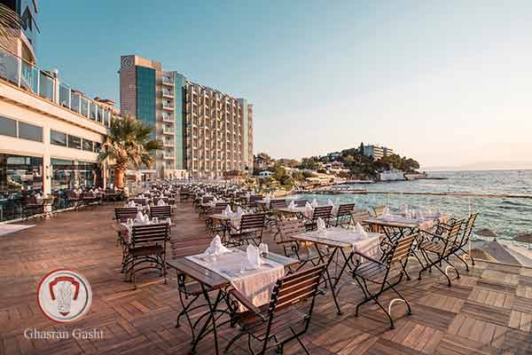 هتل کاریزما دلوکس